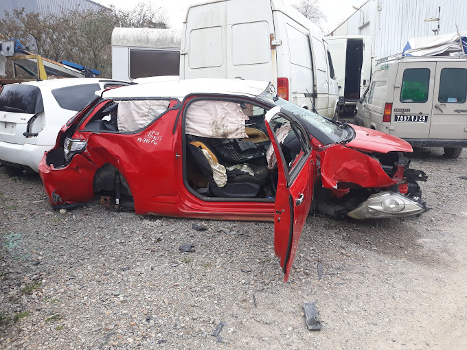 Aperçu des activités de la casse automobile FORNES située à QUIMPER (29000)